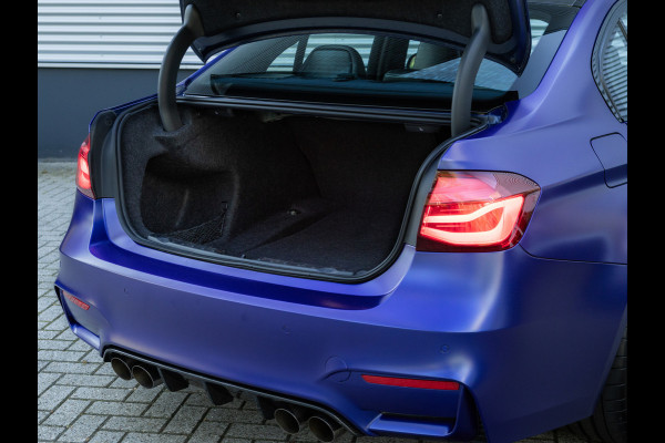 BMW 3 Serie M3 CS - Individual "Frozen Dark Blue II" - Manual Seats