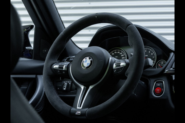 BMW 3 Serie M3 CS - Individual "Frozen Dark Blue II" - Manual Seats