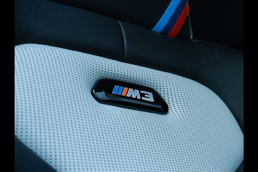BMW 3 Serie M3 CS - Individual "Frozen Dark Blue II" - Manual Seats