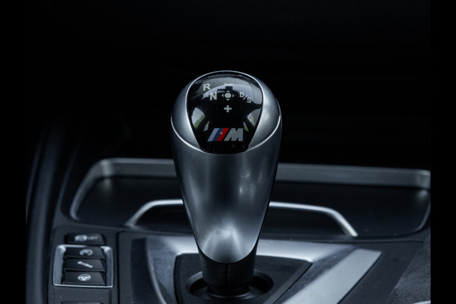BMW 3 Serie M3 CS - Individual "Frozen Dark Blue II" - Manual Seats