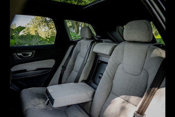 Volvo XC60 2.0 T8 Plug-in hybrid AWD Ultimate Dark R-Design|Panoramadak|360 camera