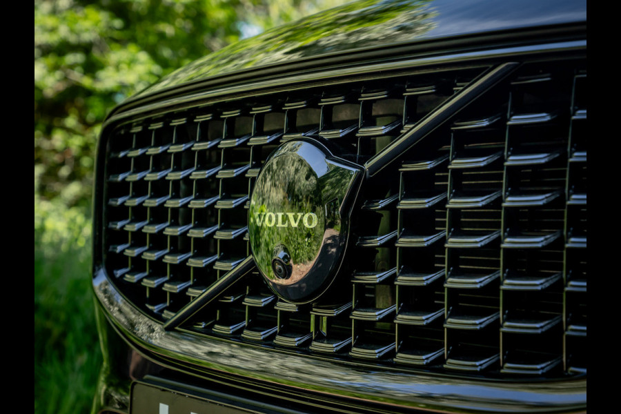 Volvo XC60 2.0 T8 Plug-in hybrid AWD Ultimate Dark R-Design|Panoramadak|360 camera