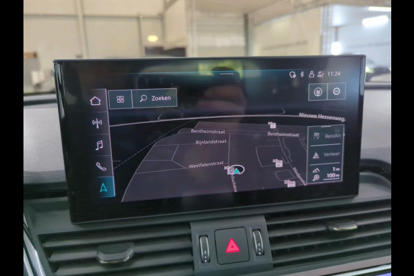 Audi Q5 Sportback 50 TFSI e S edition S-Line | Luchtvering | RS Seats | Stoelverwarming | Ambiance Verlichting | Camera | Cruise Control | Navigatie | Apple Carplay | Keyless | Trekhaak | Matrix LED | SOH 80%