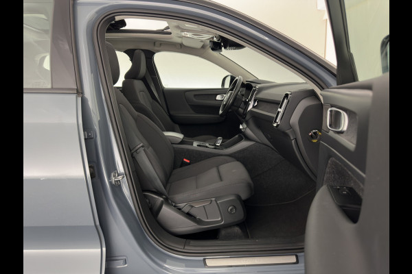 Volvo XC40 1.5 T4 Recharge R-Design Expression {SoH-83%} (Plug-in) (INCL-BTW)  Aut. *PANO | DIGI-COCKPIT | HARMAN/KARDON | BLINDSPOT | KEYLESS | DAB | SPORTSEATS | FULL-LED | NAVI-FULLMAP | CAMERA | ECC | TOWBAR | 18'' ALU*