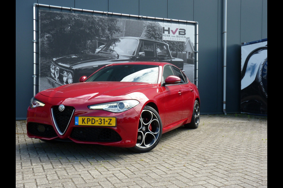 Alfa Romeo Giulia 2.0T Super