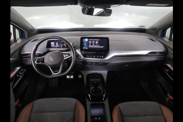 Volkswagen ID.4 First 77 kWh 204 pk | Navigatie | Parkeersensoren | Achteruitrijcamera | Lichtmetalen velgen 20" | Adaptieve cruise control |