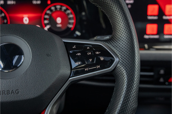 Volkswagen Golf 2.0 TSI GTI Pano-H/K-IQLight