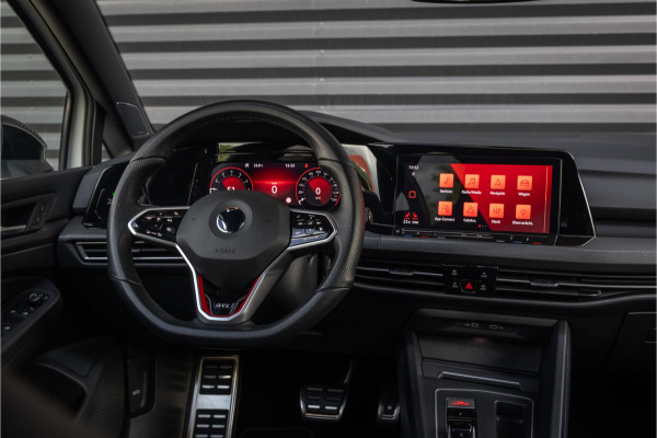 Volkswagen Golf 2.0 TSI GTI Pano-H/K-IQLight