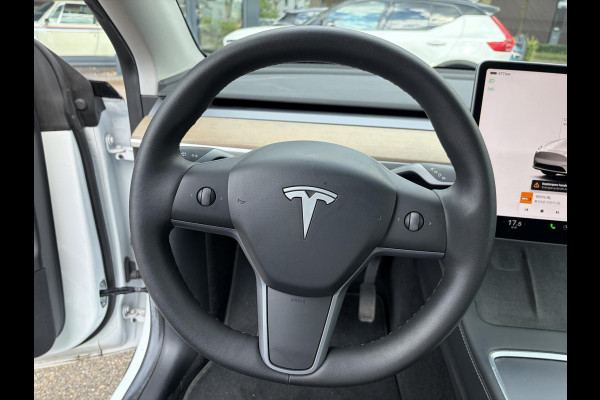 Tesla Model Y Long Range AWD 75 kWh SOH 95% |  TESLA FABRIEKSGARANTIE TOT 2027 | FABRIEKSGARANTIE OP ACCU & AANDRIJFLIJN TOT 2032 OF 192.000 KM| BTW VERREKENBAAR