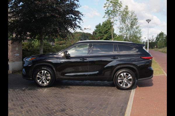 Toyota highlander 2.5 AWD Hybrid Business | 7-Persoons | Camera | Trekhaak | ACC | NL-Auto |