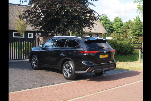 Toyota highlander 2.5 AWD Hybrid Business | 7-Persoons | Camera | Trekhaak | ACC | NL-Auto |