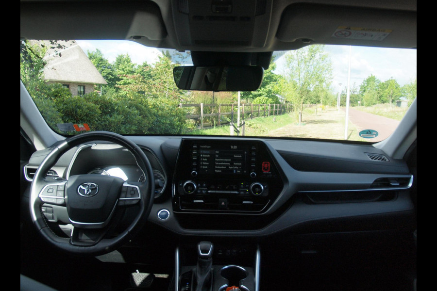 Toyota highlander 2.5 AWD Hybrid Business | 7-Persoons | Camera | Trekhaak | ACC | NL-Auto |