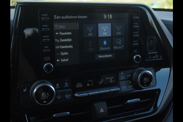 Toyota highlander 2.5 AWD Hybrid Business | 7-Persoons | Camera | Trekhaak | ACC | NL-Auto |