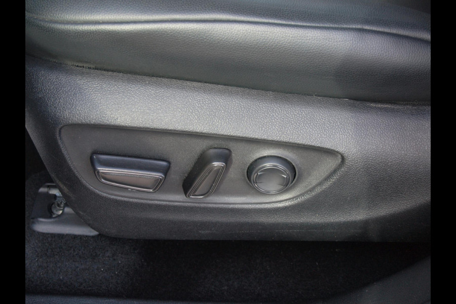 Toyota highlander 2.5 AWD Hybrid Business | 7-Persoons | Camera | Trekhaak | ACC | NL-Auto |