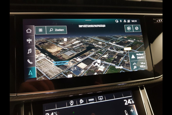 Audi RSQ8 4.0 TFSI RS Q8 Quattro 600pk! Panorama dak Navigatie Electrische achterklep Led Camera Climate Control Parkeer sensoren voor en achter Lichtmetalen Velgen