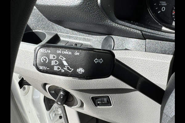 Volkswagen Crafter 35 2.0 TDI L4 DC Carplay Cruise control Automatisch airco Navigatie