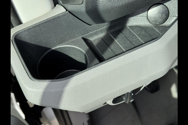 Volkswagen Crafter 35 2.0 TDI L4 DC Carplay Cruise control Automatisch airco Navigatie