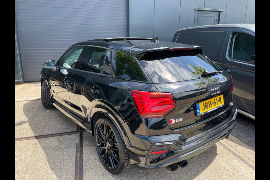 Audi Sq2 2.0 TFSI Pano camera boekjes zeer apart en netjes 1ste Eig