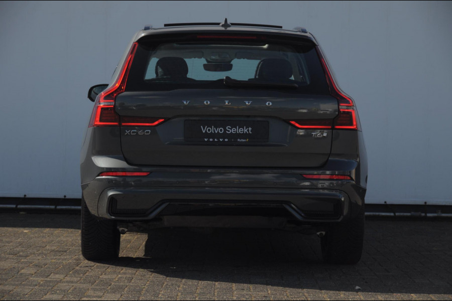 Volvo XC60 T6 350PK Automaat AWD Plus Dark / Trekhaak / BLIS / Adaptieve cruise control / Panoramadak / Apple carplay / Parkeersensoren met camera / Elektrische achterklep / Elektrische stoelen met geheugen / Stoel en stuurwielverwarming