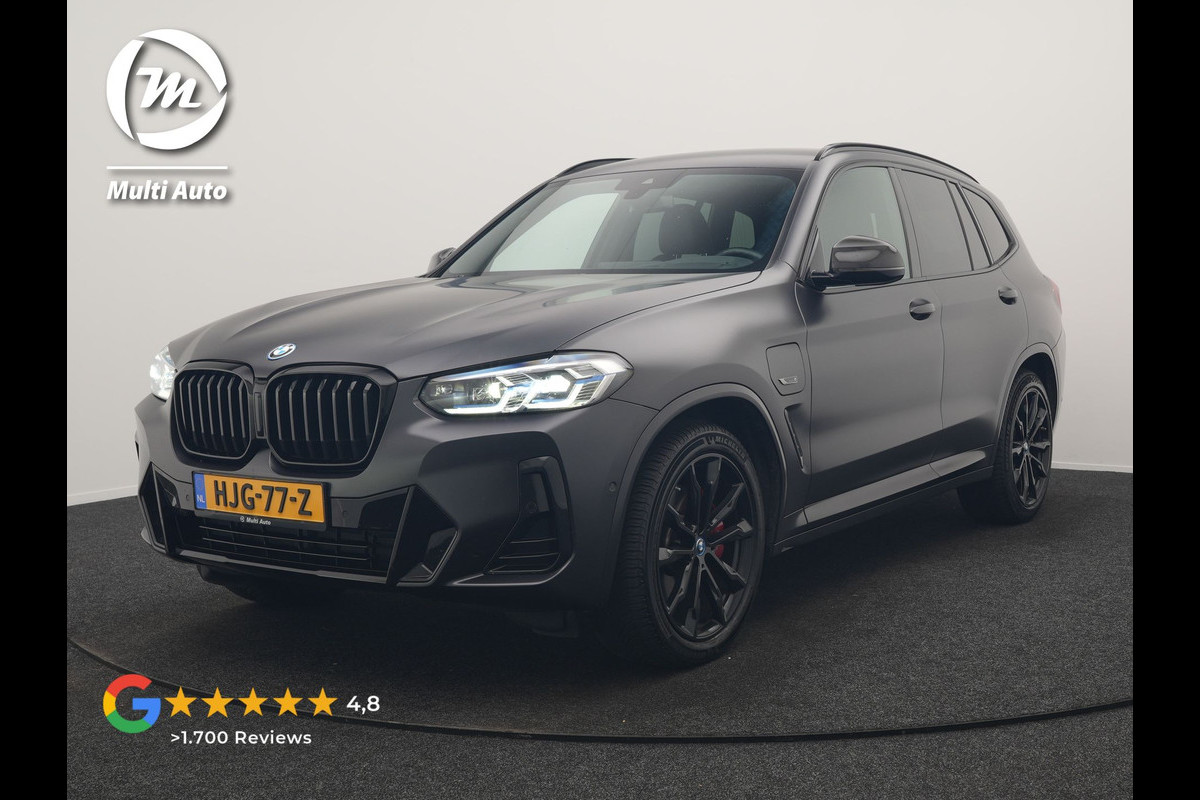 BMW X3 xDrive30e M Sport PHEV 293pk FROZEN DEEP GREY METALLIC | Head Up | Laser LED | Camera | Lederen Sportstoelen Verwarmd | Hifi Audio | Sfeerverlichting | Keyless | Blis | Apple Carplay | Navigatie | DAB | Cruise Control | 20"L.M | Plug In Hybrid |