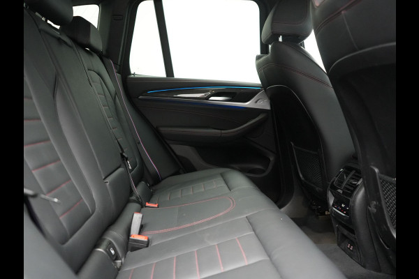 BMW X3 xDrive30e M Sport PHEV 293pk FROZEN DEEP GREY METALLIC | Head Up | Laser LED | Camera | Lederen Sportstoelen Verwarmd | Hifi Audio | Sfeerverlichting | Keyless | Blis | Apple Carplay | Navigatie | DAB | Cruise Control | 20"L.M | Plug In Hybrid |