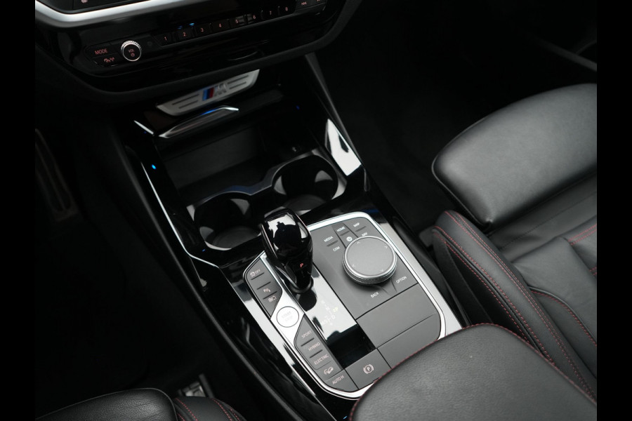 BMW X3 xDrive30e M Sport PHEV 293pk FROZEN DEEP GREY METALLIC | Head Up | Laser LED | Camera | Lederen Sportstoelen Verwarmd | Hifi Audio | Sfeerverlichting | Keyless | Blis | Apple Carplay | Navigatie | DAB | Cruise Control | 20"L.M | Plug In Hybrid |