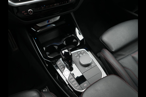 BMW X3 xDrive30e M Sport PHEV 293pk FROZEN DEEP GREY METALLIC | Head Up | Laser LED | Camera | Lederen Sportstoelen Verwarmd | Hifi Audio | Sfeerverlichting | Keyless | Blis | Apple Carplay | Navigatie | DAB | Cruise Control | 20"L.M | Plug In Hybrid |