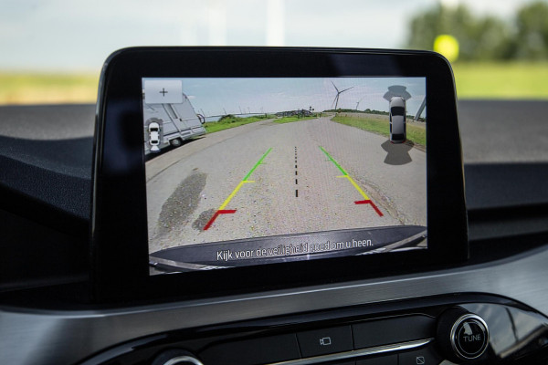 Ford Kuga 2.5 PHEV Titanium PANORAMA DAK / CAMERA / CRUISE CONTROLE / STOEL VERWARMING / CARPLAY