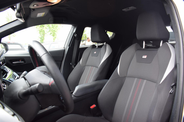 Toyota C-HR 1.8 Hybrid Business GR-Sport | GR | Apple CarPlay | ACC | Camera
