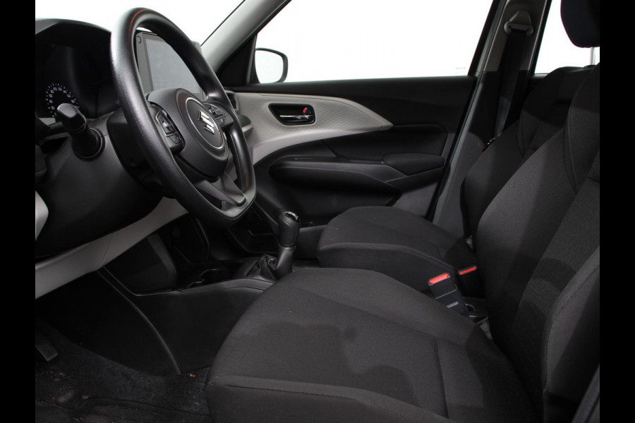 Suzuki Swift 1.2 Style Smart Hybrid Airco Adaptieve cruise control Navigatie Keyless Achteruitrijcamera Parkeersensoren achter Apple Carplay/ Android Auto
