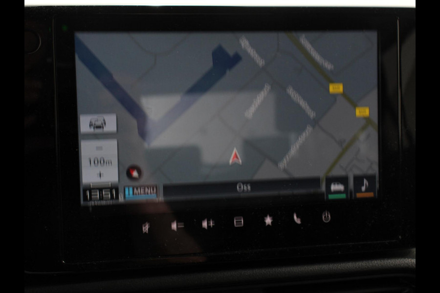 Suzuki Swift 1.2 Style Smart Hybrid Airco Adaptieve cruise control Navigatie Keyless Achteruitrijcamera Parkeersensoren achter Apple Carplay/ Android Auto