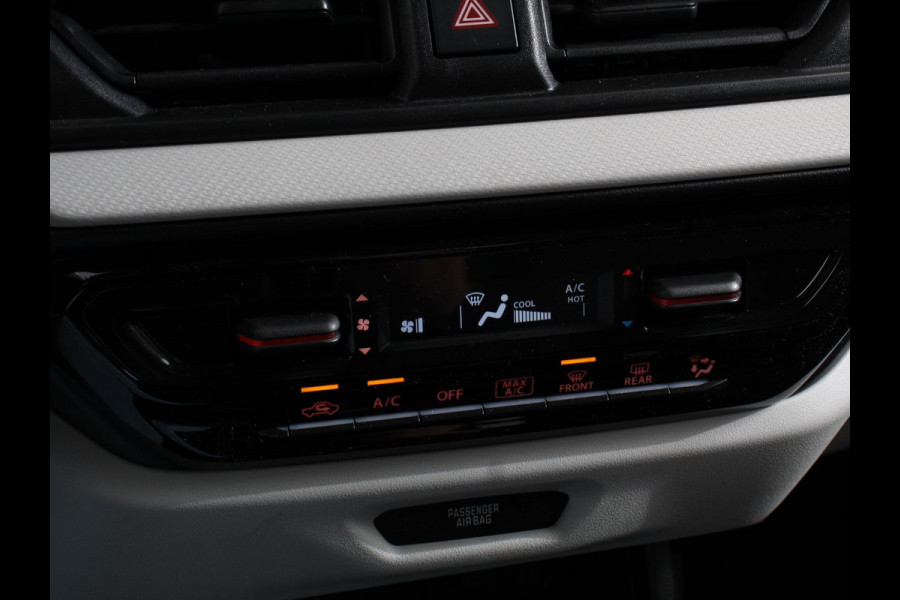 Suzuki Swift 1.2 Style Smart Hybrid Airco Adaptieve cruise control Navigatie Keyless Achteruitrijcamera Parkeersensoren achter Apple Carplay/ Android Auto