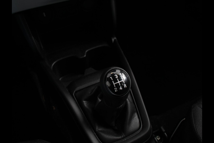 Suzuki Swift 1.2 Style Smart Hybrid Airco Adaptieve cruise control Navigatie Keyless Achteruitrijcamera Parkeersensoren achter Apple Carplay/ Android Auto
