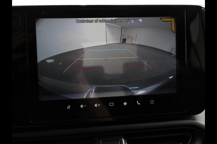 Suzuki Swift 1.2 Style Smart Hybrid Airco Adaptieve cruise control Navigatie Keyless Achteruitrijcamera Parkeersensoren achter Apple Carplay/ Android Auto
