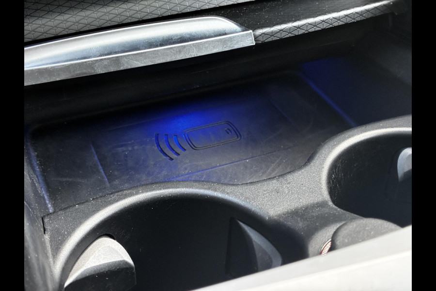 BMW 5 Serie Touring 530d High Executive M Sport Pakket Automaat / Live Cockpit Professional / Head-Up Display / Panoramadak / Laser / Adaptieve Cruise Control / Stoelverwarming / HiFi / 20 Inch / Sportstoelen voor / DAB