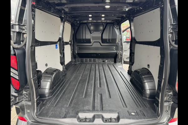 Ford Transit Custom 2.0 TDCI 170pk L2H1 Limited Automaat | CarPlay | 17 inch | Camera | Stuur + stoelverwarming | LED | Keyfree