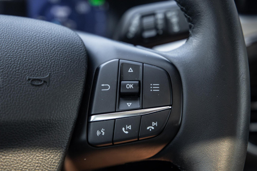 Ford Kuga 2.5 PHEV Titanium PANORAMA DAK / CAMERA / CRUISE CONTROLE / STOEL VERWARMING / CARPLAY