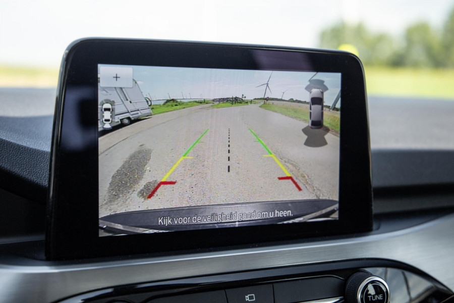 Ford Kuga 2.5 PHEV Titanium PANORAMA DAK / CAMERA / CRUISE CONTROLE / STOEL VERWARMING / CARPLAY