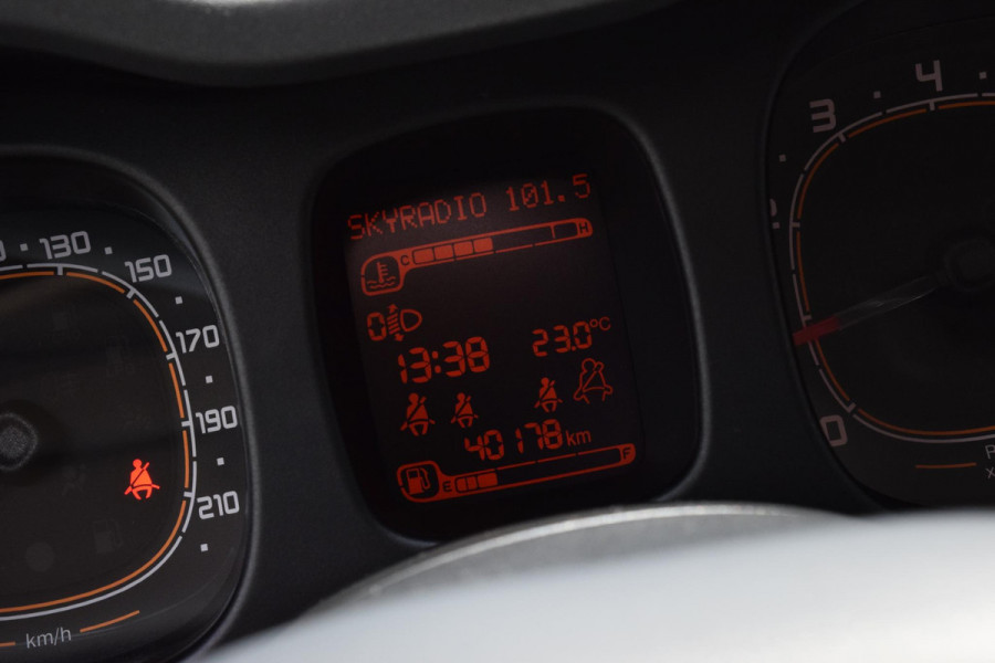Fiat Panda 0.9 TwinAir Lounge|Dealeronderhouden!