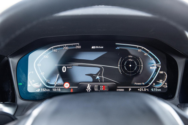 BMW 3 Serie Touring 320e LED / DEALER ONDERHOUDEN / STOELVERWARMING / CAMERA / CARPLAY