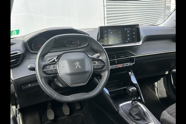 Peugeot 2008 BWJ 2022 | 1.2T 101PK Active Pack NWE DISTRIBUTIE | CLIMA | PDC | NAVI | CRUISE | CARPLAY | LICHTMETAAL |