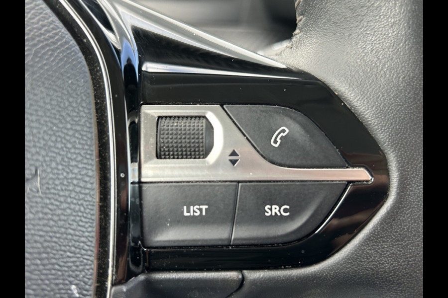 Peugeot 2008 BWJ 2022 | 1.2T 101PK Active Pack NWE DISTRIBUTIE | CLIMA | PDC | NAVI | CRUISE | CARPLAY | LICHTMETAAL |