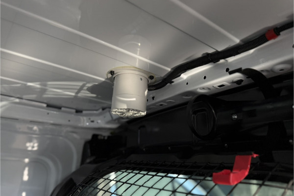 Ford Transit Connect 1.0 L2 | BPM VRIJ | Airco | Camera | Multimedia | 3-zits | NAVI | Bluetooth | PDC