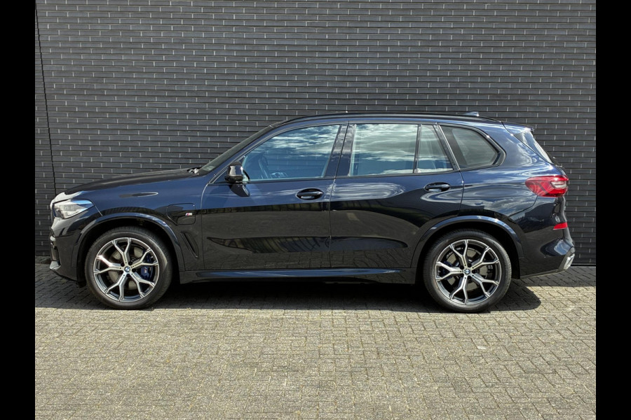BMW X5 xDrive45e High Executive M Sport Pakket Automaat / Live Cockpit Professional / Panoramadak / Trekhaak / Comfortstoelen / Head-Up Display / Luchtvering / Driving Assistant Professional / Hifi / Stoelverwarming voor+achter /