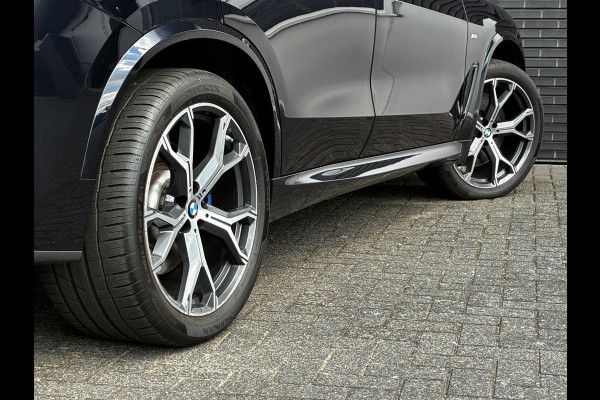 BMW X5 xDrive45e High Executive M Sport Pakket Automaat / Live Cockpit Professional / Panoramadak / Trekhaak / Comfortstoelen / Head-Up Display / Luchtvering / Driving Assistant Professional / Hifi / Stoelverwarming voor+achter /