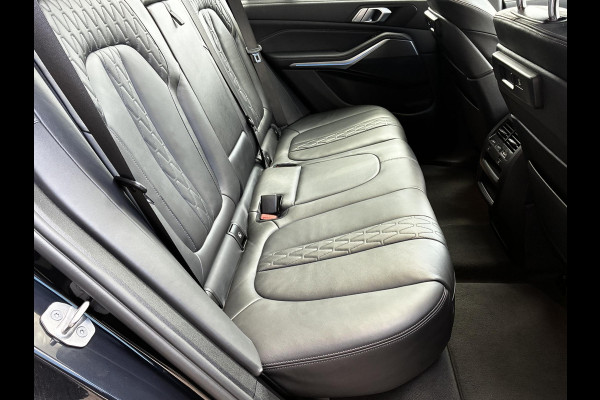 BMW X5 xDrive45e High Executive M Sport Pakket Automaat / Live Cockpit Professional / Panoramadak / Trekhaak / Comfortstoelen / Head-Up Display / Luchtvering / Driving Assistant Professional / Hifi / Stoelverwarming voor+achter /