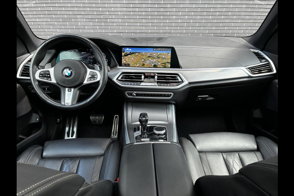 BMW X5 xDrive45e High Executive M Sport Pakket Automaat / Live Cockpit Professional / Panoramadak / Trekhaak / Comfortstoelen / Head-Up Display / Luchtvering / Driving Assistant Professional / Hifi / Stoelverwarming voor+achter /