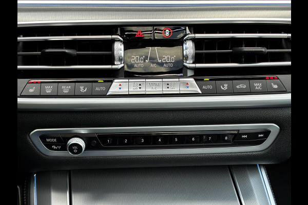 BMW X5 xDrive45e High Executive M Sport Pakket Automaat / Live Cockpit Professional / Panoramadak / Trekhaak / Comfortstoelen / Head-Up Display / Luchtvering / Driving Assistant Professional / Hifi / Stoelverwarming voor+achter /