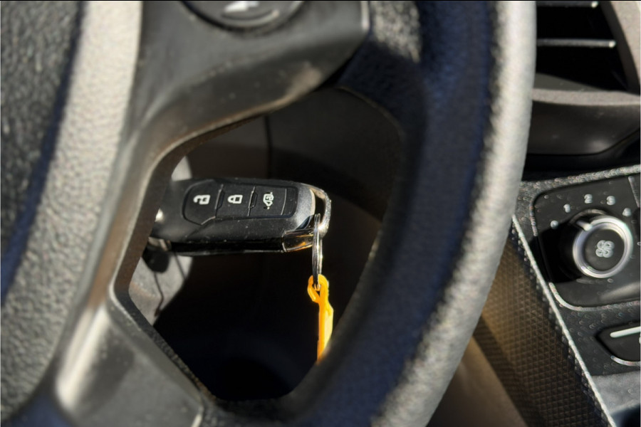Ford Transit Connect 1.0 L2 | BPM VRIJ | Airco | Camera | Multimedia | 3-zits | NAVI | Bluetooth | PDC