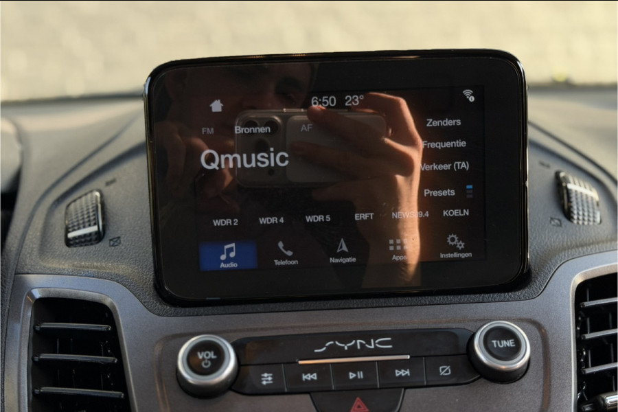 Ford Transit Connect 1.0 L2 | BPM VRIJ | Airco | Camera | Multimedia | 3-zits | NAVI | Bluetooth | PDC